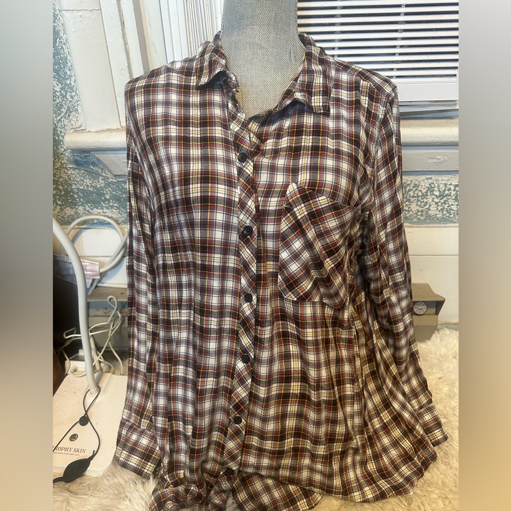 Women’s flannel shirt